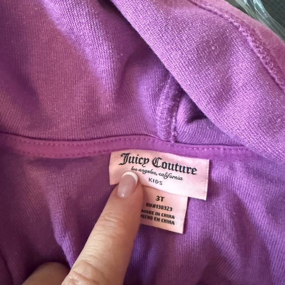Juicy Couture Girl Velour Zip Up Jacket Size 3T Purple Hooded Bling Heart Stripe - Picture 5 of 6